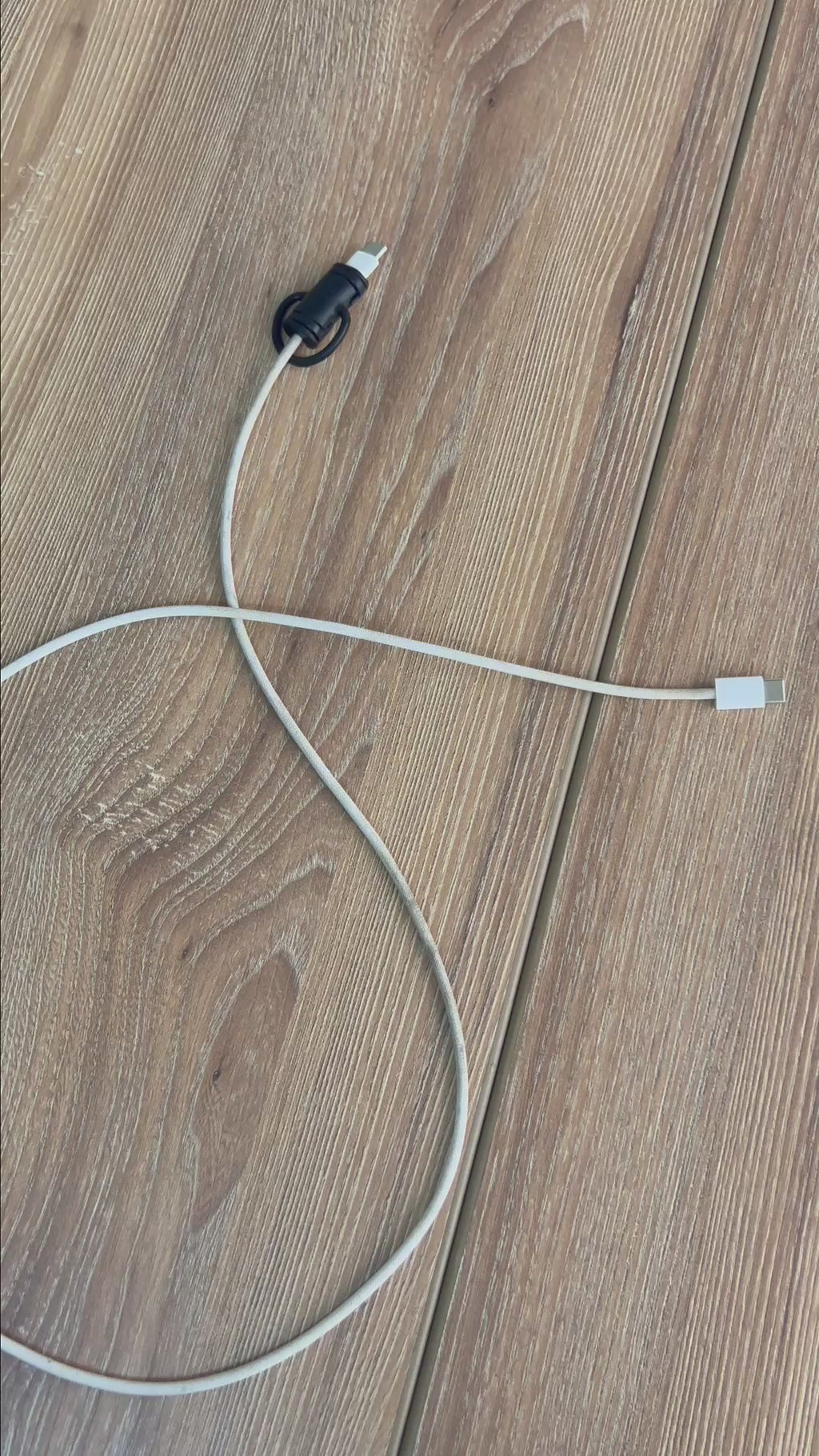 PROTECTOR DE CABLE 2 EN 1